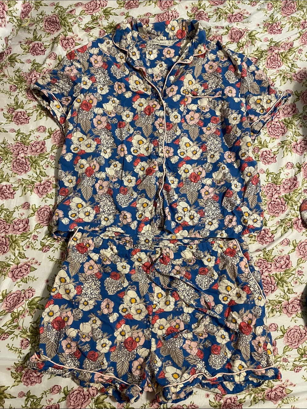 (🦋 5 for $15) Blue floral pajama shorts set L